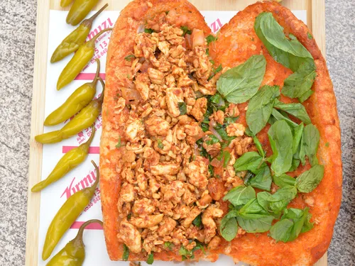 Somun Tavuk Tantuni
